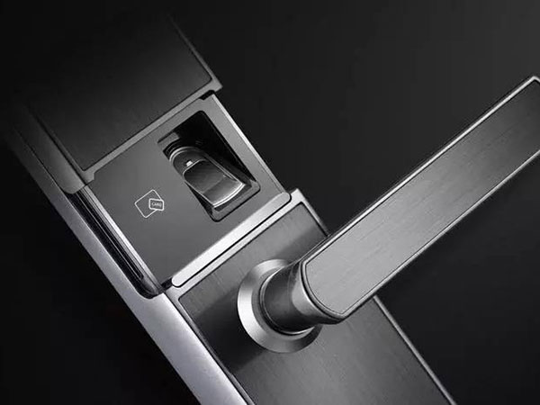 威信24小时上门开锁公司