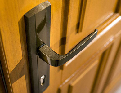 威信24小时上门开锁公司